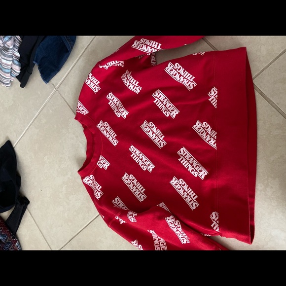 sweater - Picture 1 of 2